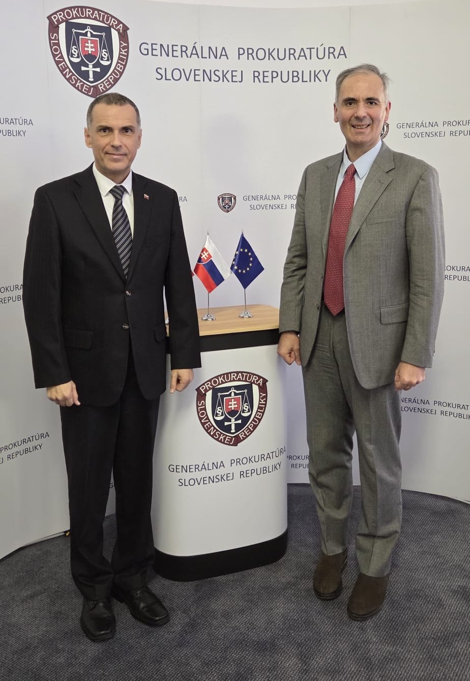 e458d756-f162-458e-b7ca-0f9fa5261384